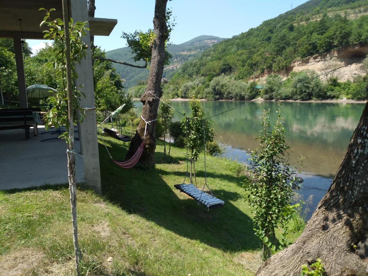 Vikendica Pored Drine Foca Handici Экстерьер фото