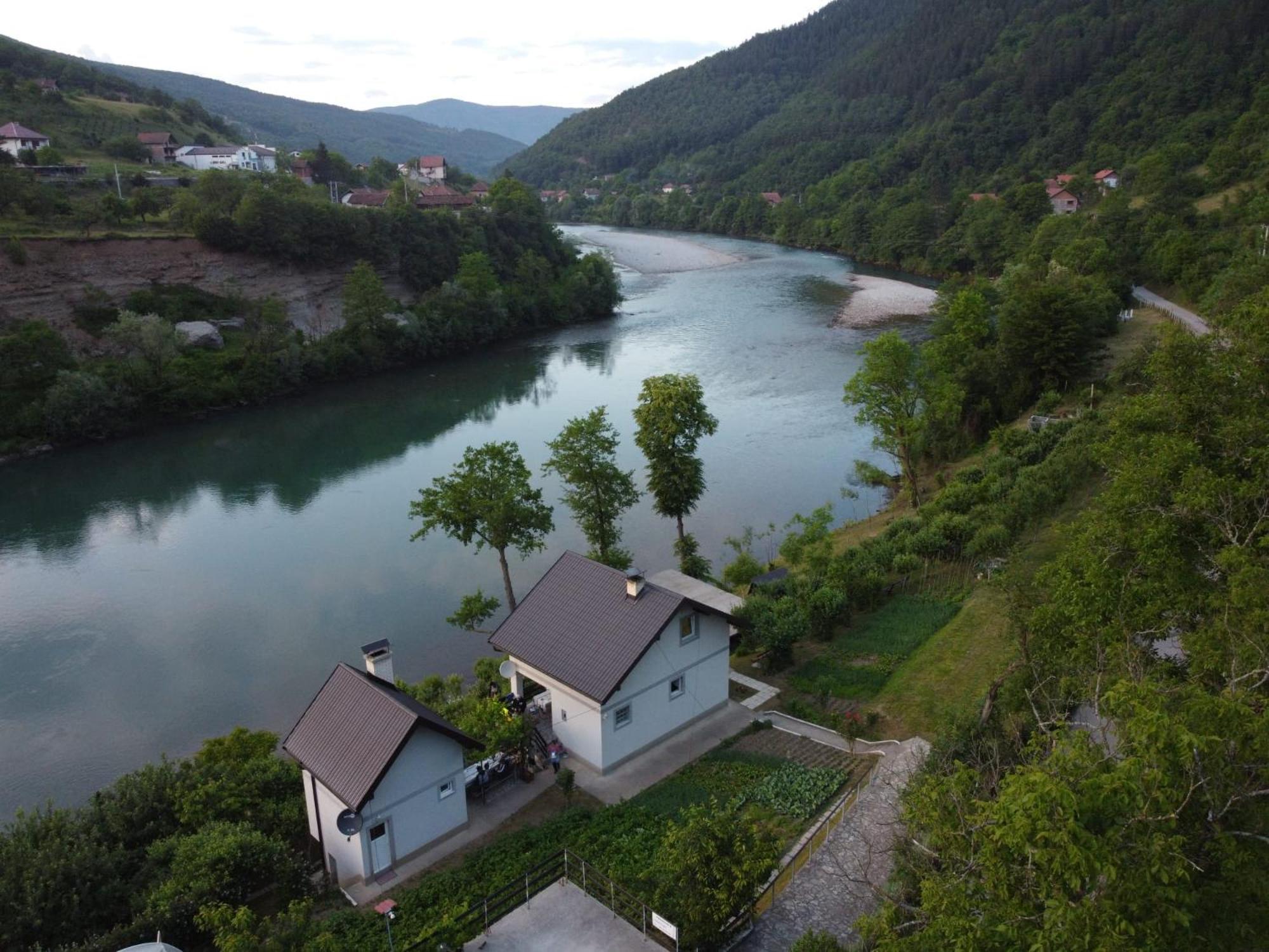 Vikendica Pored Drine Foca Handici Экстерьер фото
